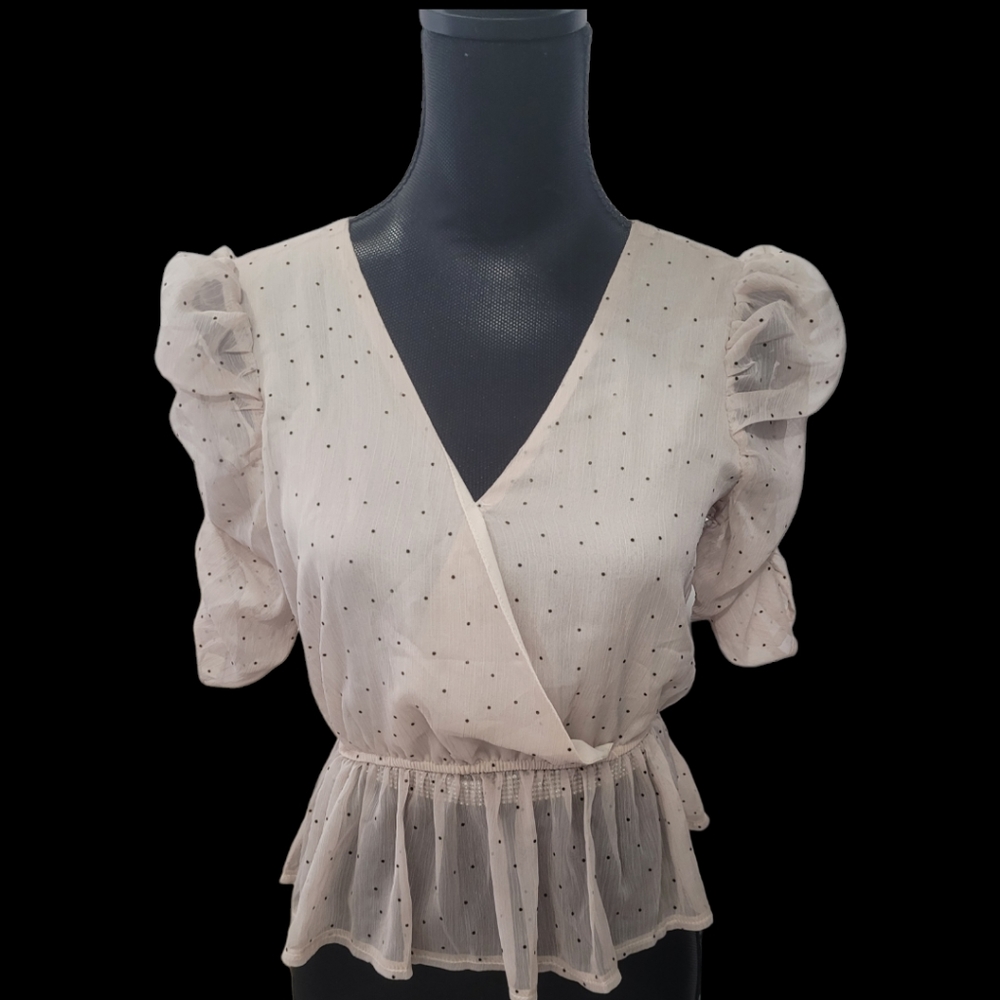 "a peach" Ladies Fashion Polka-dots Top